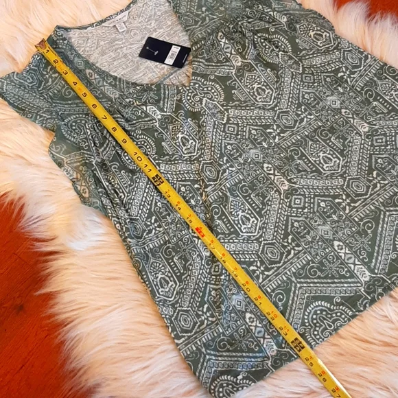 Lucky Brand Green/White/Blue Geometric Print Top, Large, NWT - Picture 7 of 12